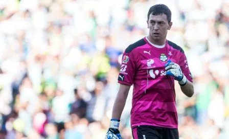 Marchesín deja la portería y juega de delantero contra Puebla