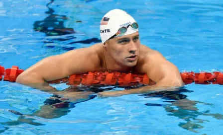 Lochte confirma que sufrió asalto con pistola en Río 