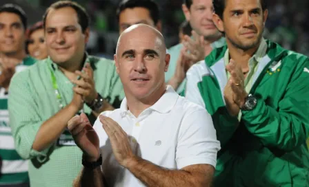  Pony Ruiz asegura que le gustaría dirigir a Santos