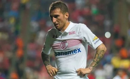 Bottinelli dejaría al Toluca para volver a Argentina