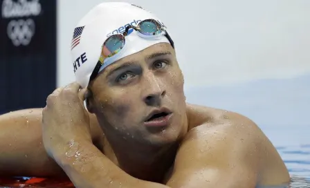 Lochte se disculpa públicamente tras incidente en Río