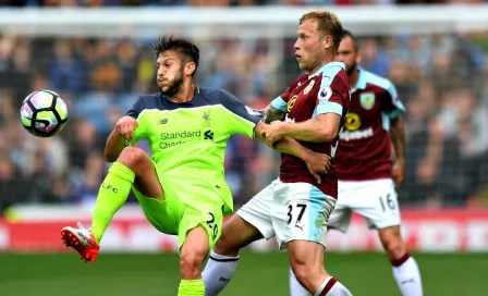 Burnley sorprende y vence al Liverpool con gol tempranero