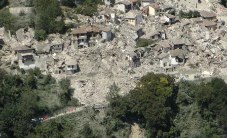 Sismo en Italia deja al menos 73 muertos