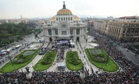 CDMX despide a Juan Gabriel en Bellas Artes