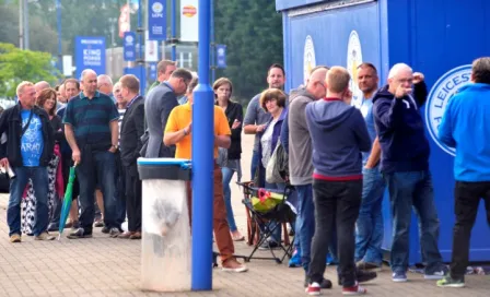 Fans del Leicester esperan 14 horas por boletos de Champions