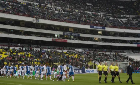 Grito de 'eh pu...' aviva posible castigo al Estadio Azteca 