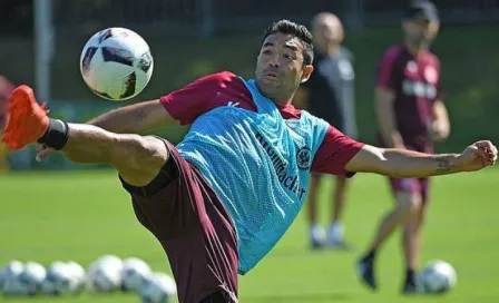 Fabián ve desde la banca derrota del Eintracht