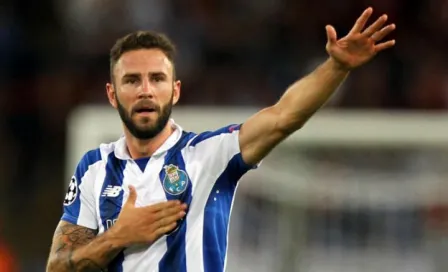 Layún colabora en goleada del Porto frente a Guimaraes