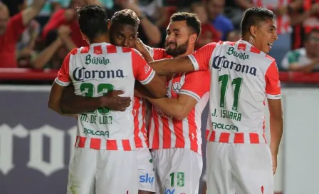 Necaxa prolonga mala racha de Santos en el A2016