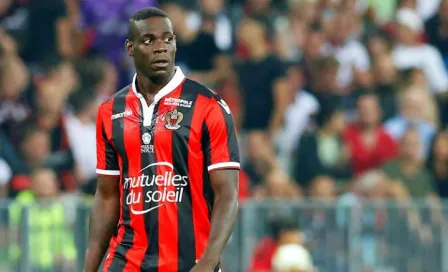 Mario Balotelli anota doblete en su debut con el Niza