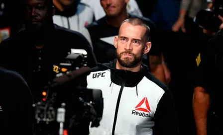 'CM Punk no debería tener otra pelea en UFC': Dana White