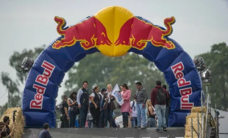 'Red Bull Soapbox Race' divierte en CDMX