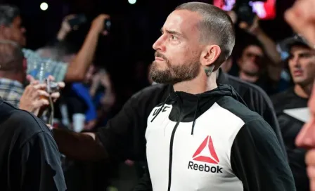 CM Punk recibe medio millón de dólares por UFC 203