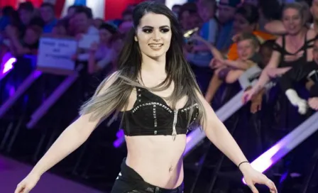 Paige no seguirá a El Patrón y se queda en WWE