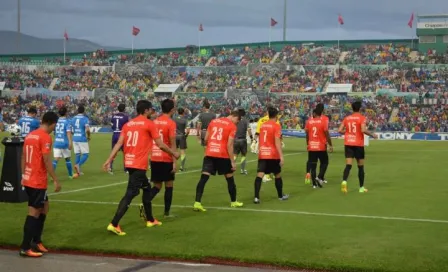 Jaguares vuelve a usar el color naranja en su uniforme