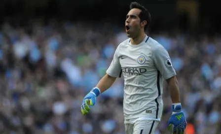 Claudio Bravo no quería estar en la banca del Barça 