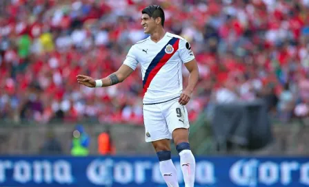 Alan Pulido, contemplado para ser titular frente a Tigres