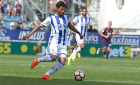 Vela desaparece en su juego 200 con la Real Sociedad