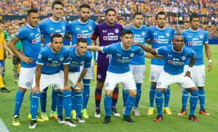 Cruz Azul pregunta si alineación de Boy es correcta