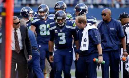 Seattle gana, pero Russell Wilson se lesiona