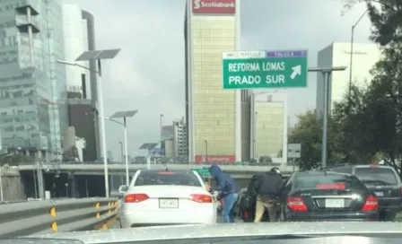 Automovilistas, asaltados en lateral de Periférico