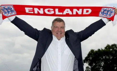 Sam Allardyce, destituido como DT de Inglaterra