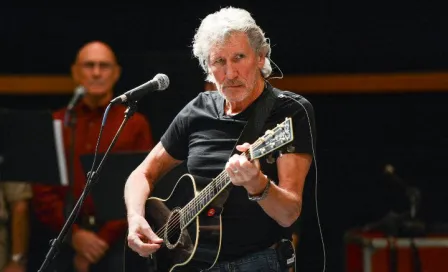 Roger Waters arremete contra EPN durante concierto