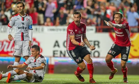 Xolos conserva liderato tras superar al Atlas