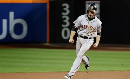 Gillaspie conecta home run que da pase a Gigantes