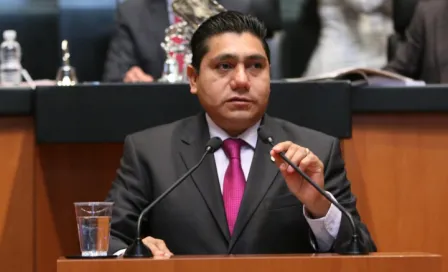 Senador lanza iniciativa para que ciudadanos porten armas