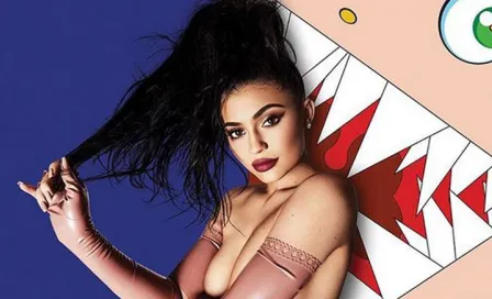 Kylie Jenner deleita con nuevo 'topless' para revista