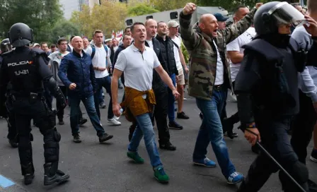 Ultras del Legia 'encarcelan' al futbol polaco