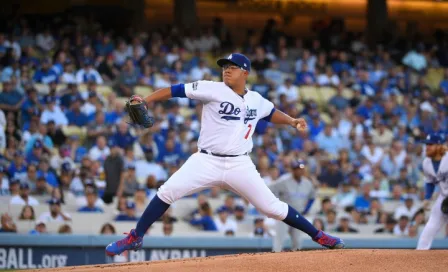 EPN felicita a Julio Urías por hacer historia en la MLB