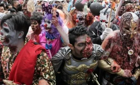 Marcha Zombie 'aterroriza' a CDMX