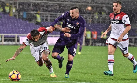 Salcedo y Fiorentina no pasan del empate con el sotanero Crotone