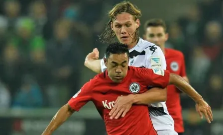 Marco Fabián no logró brillar en empate del Frankfurt