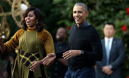 Matrimonio Obama 'mueve el esqueleto' con 'Thriller'