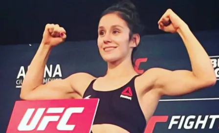 Alexa Grasso se desnuda para dar el peso previo a UFC México