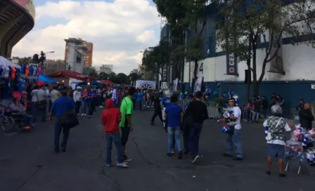 Llamado a ir de negro al Azul, un rotundo fracaso