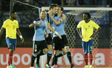 Uruguay vence a Ecuador y se acerca al Mundial