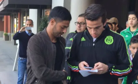 Carlos Vela abandona concentración del Tri 