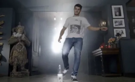 Morata acapara reflectores en el videoclip del grupo 'Taburete'