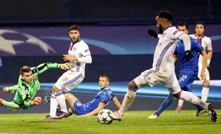 Lyon continúa con vida en la Champions League