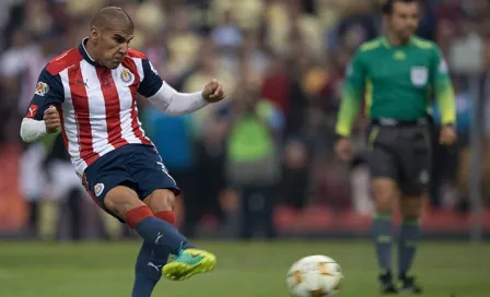 Láser vuelve a aparecer en el Estadio Azteca