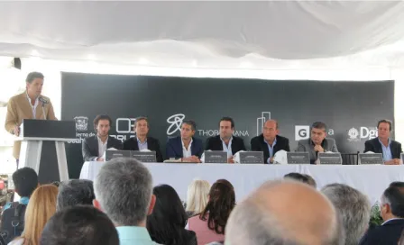 Santos comienza con construcción de su plaza comercial