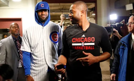 LeBron James cumple y se pone uniforme de los Cubs