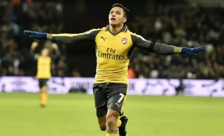 Alexis Sánchez brilla en goleada de Arsenal 