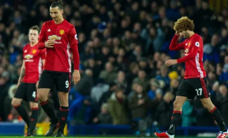  Fellaini le 'mete el pie' al United que se rezaga en Premier 