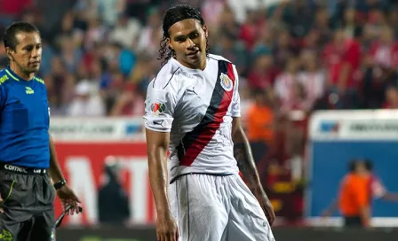 Gullit Peña, con las horas contadas en Chivas 