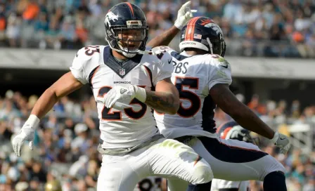 Broncos vencen con apuros a Jaguars y siguen en la pelea